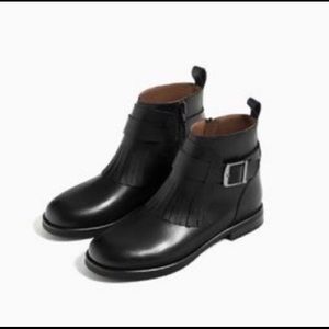 Zara Leather “Kiltie” boot
